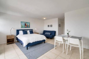 1505- Downtown Miami Bay View Retreat with 1BR & 1BA